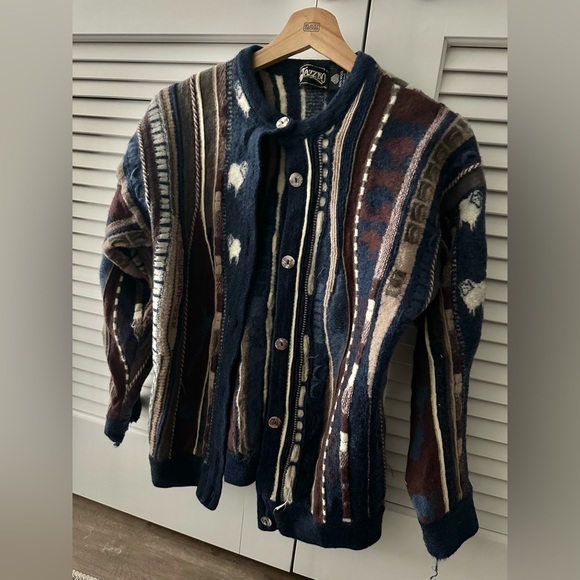 Cardigan - Picture 3 of 7